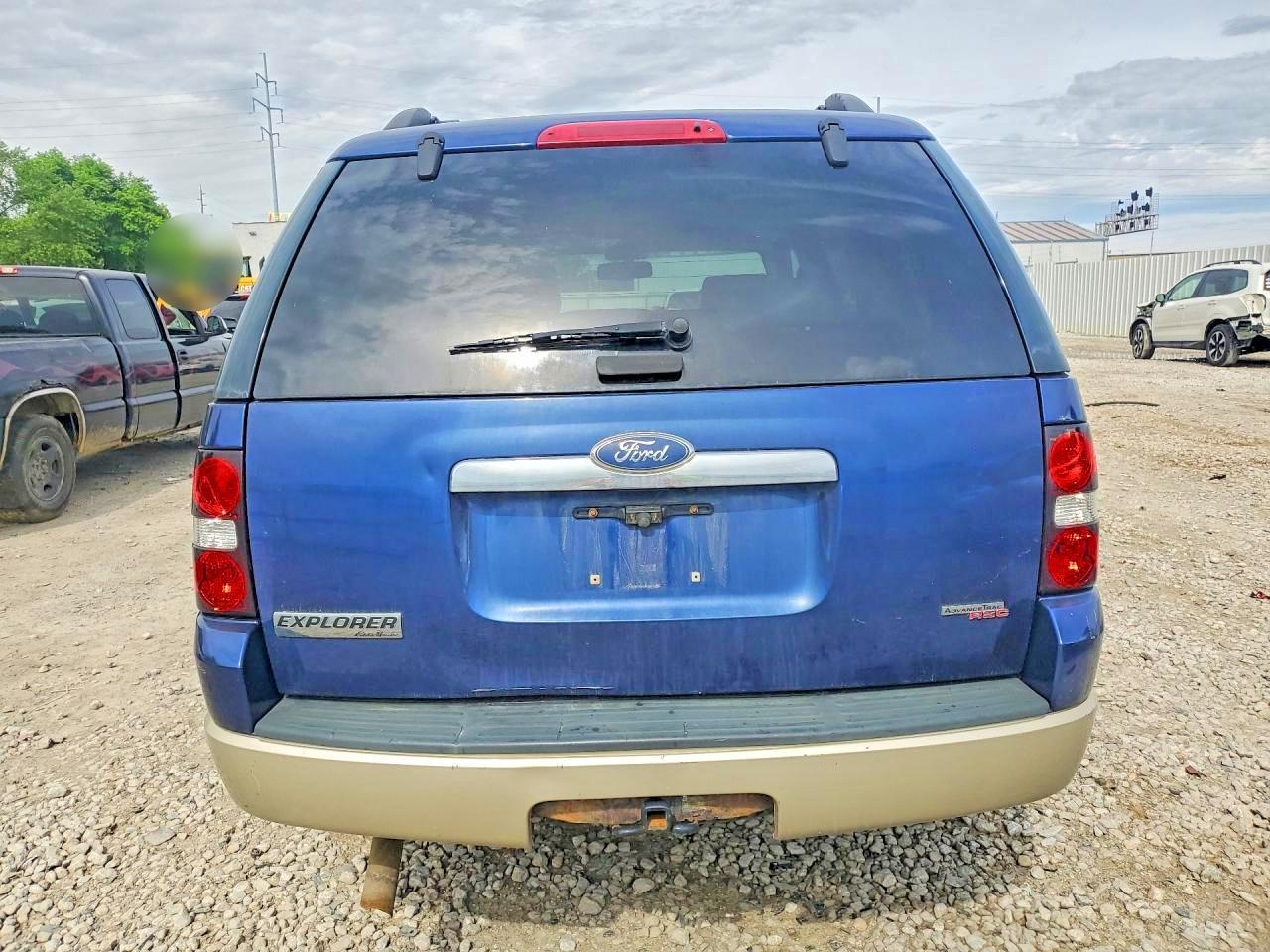2007 Ford Explorer - Image 6