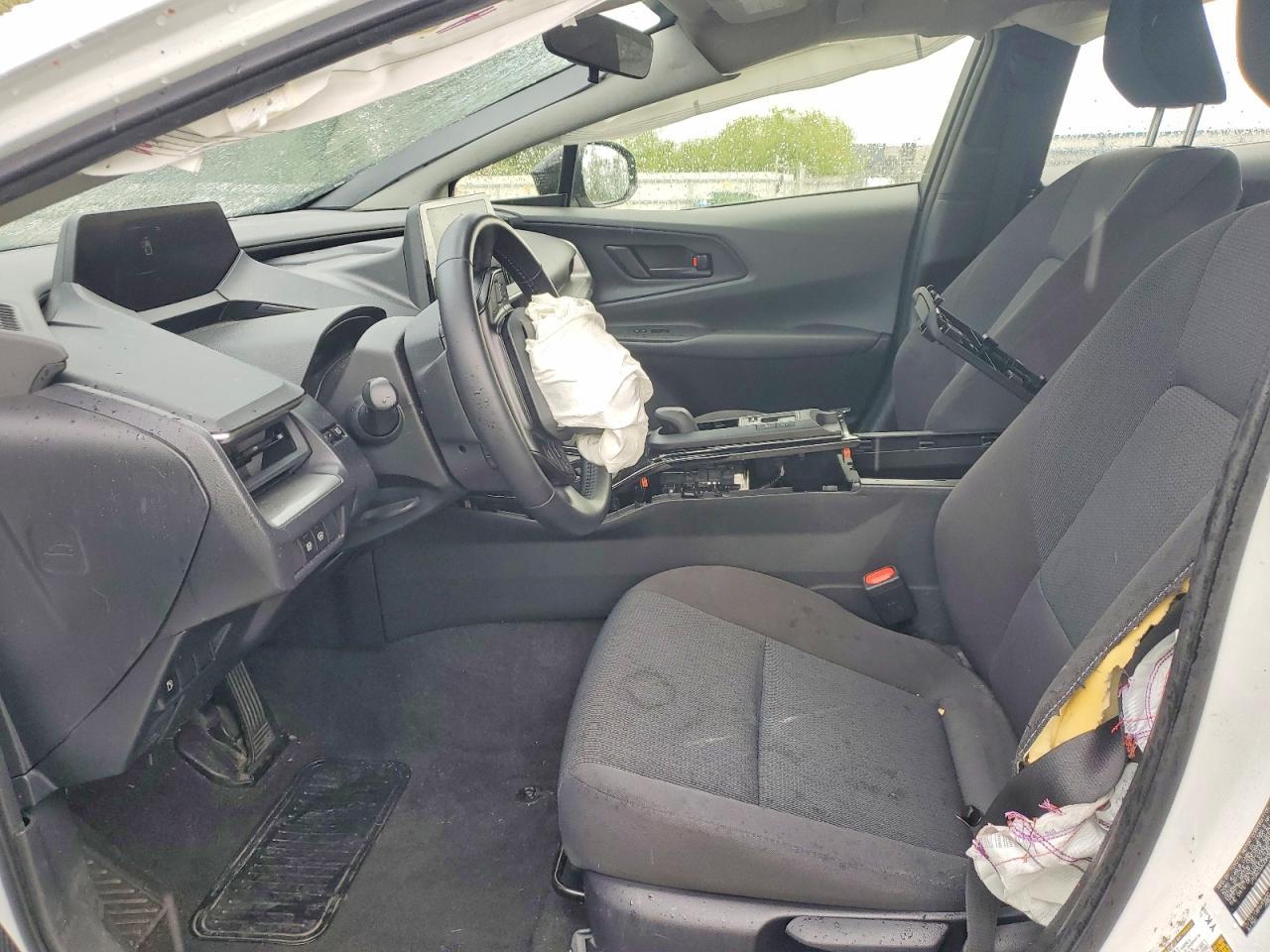 2024 Toyota Prius Le - Фото 7