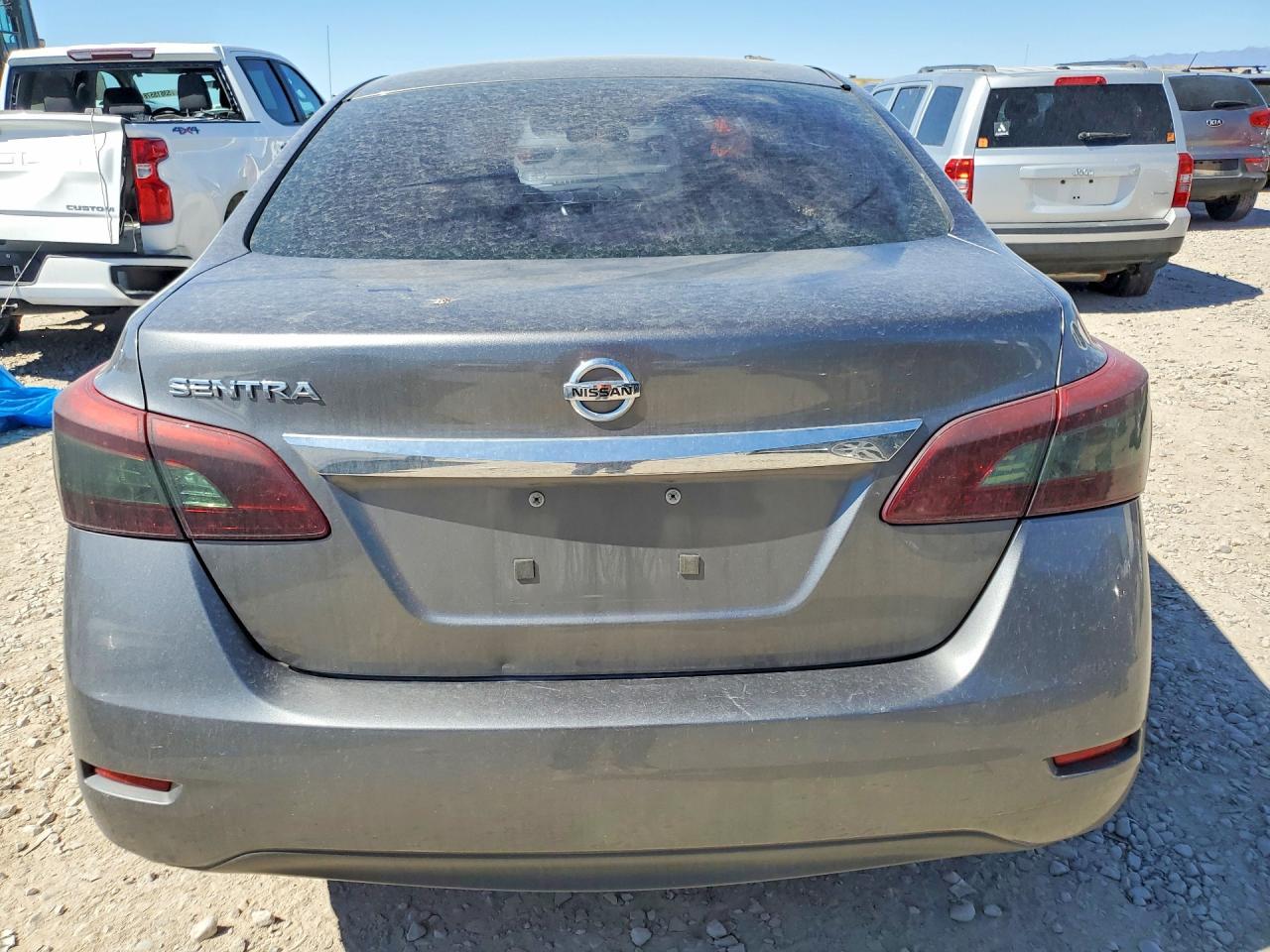 2015 Nissan Sentra S - Image 6