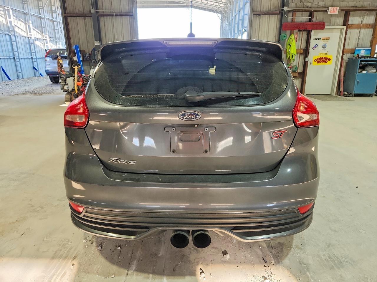 2017 Ford Focus St - Фото 6