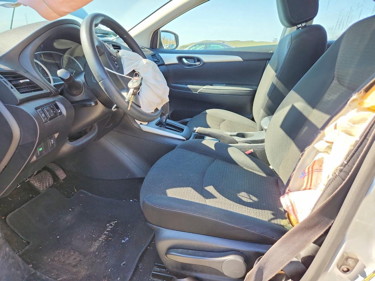 2019 Nissan Sentra S - Image 7