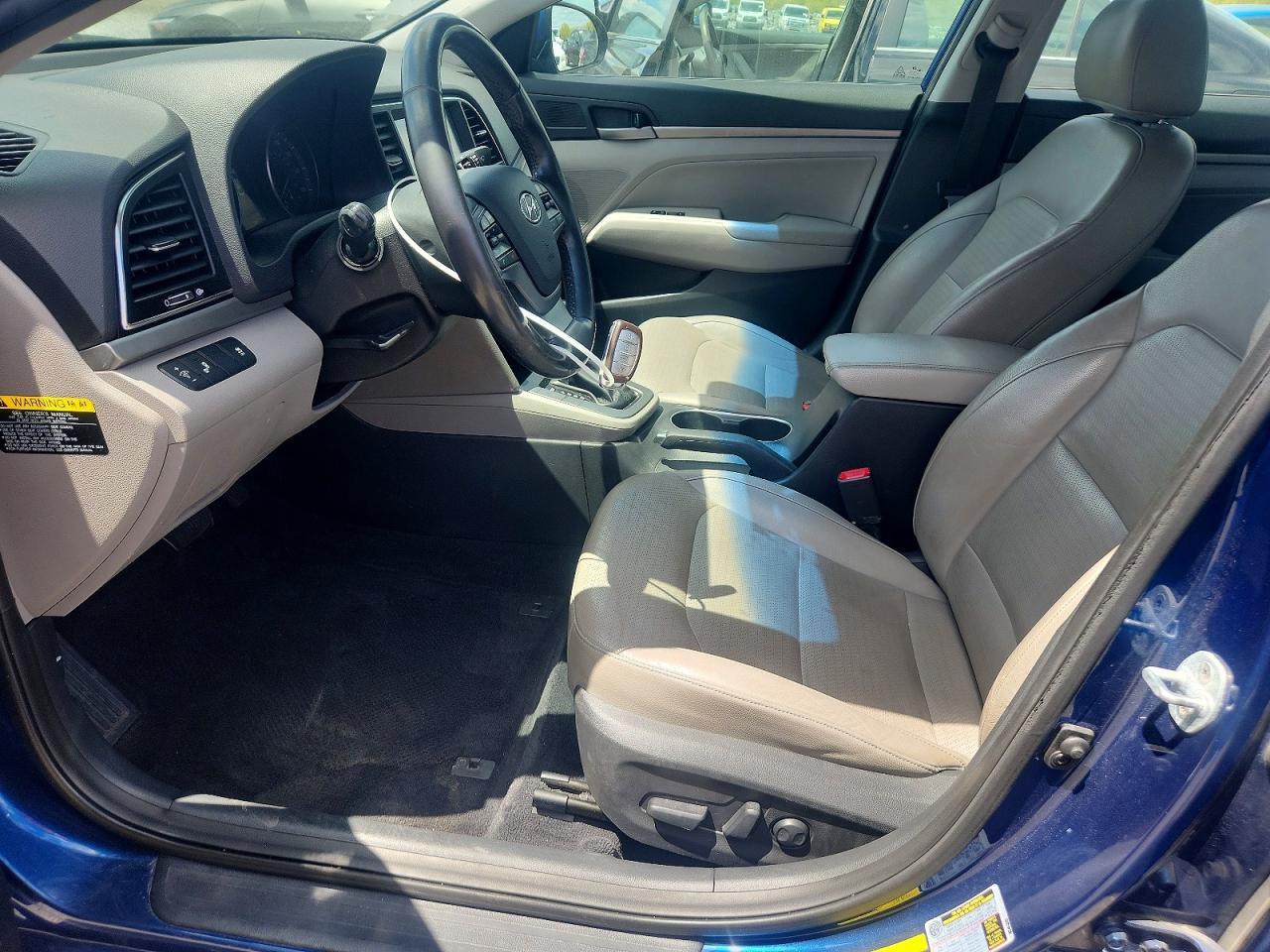 2017 Hyundai Elantra Limited - Image 7