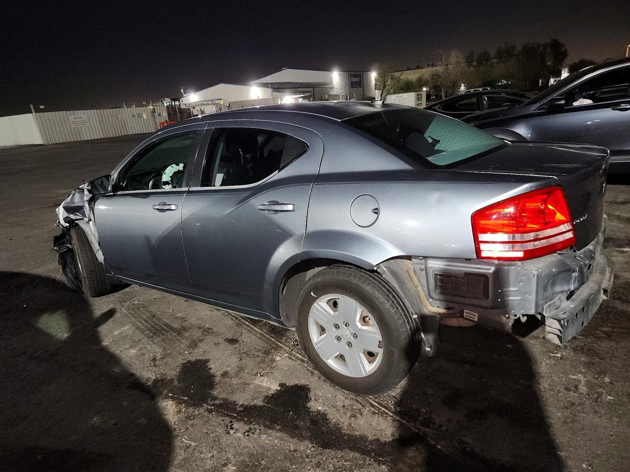 2010 Dodge Avenger Sxt - Image 2