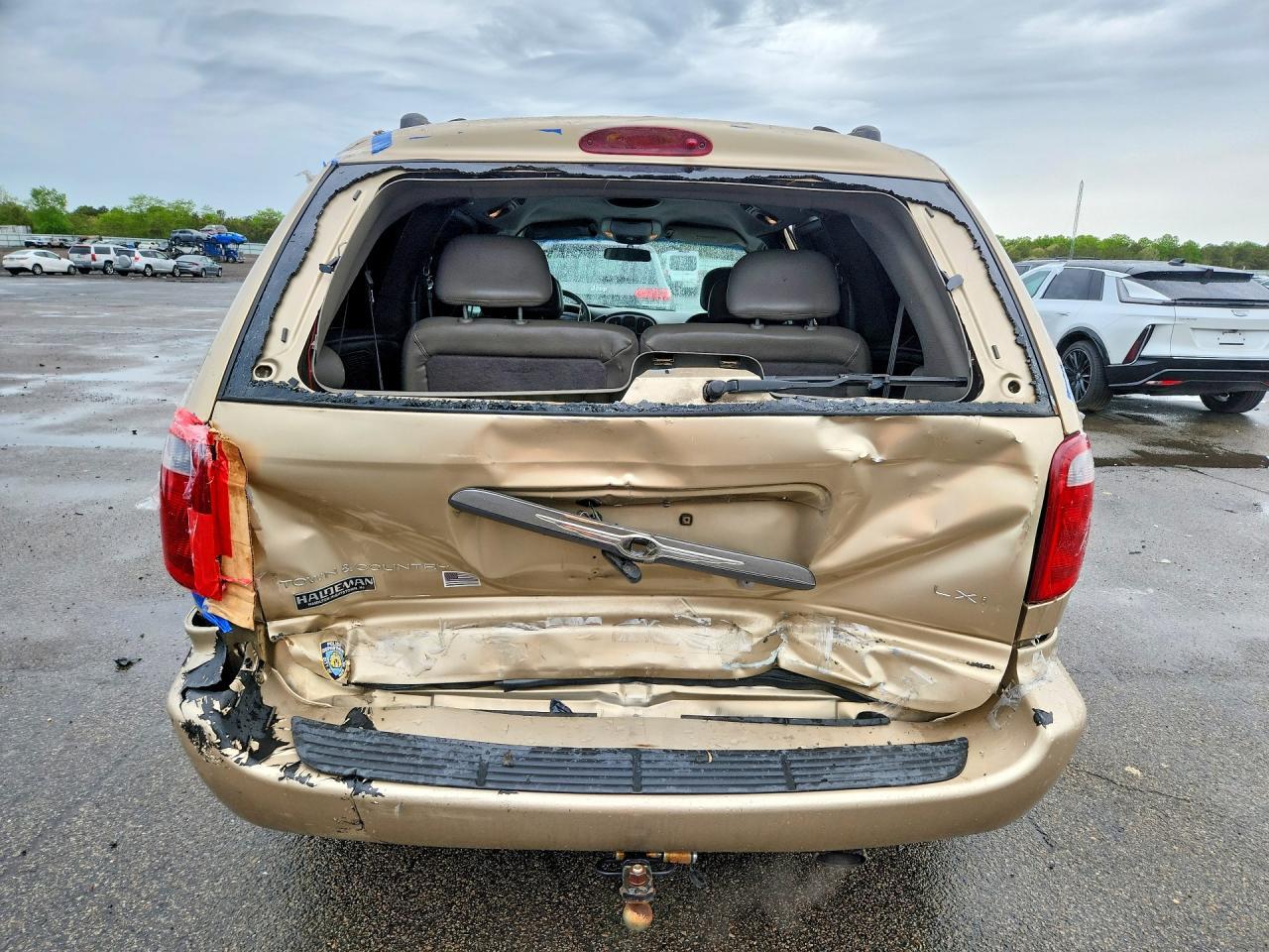 2001 Chrysler Town & Country Lxi - Image 6
