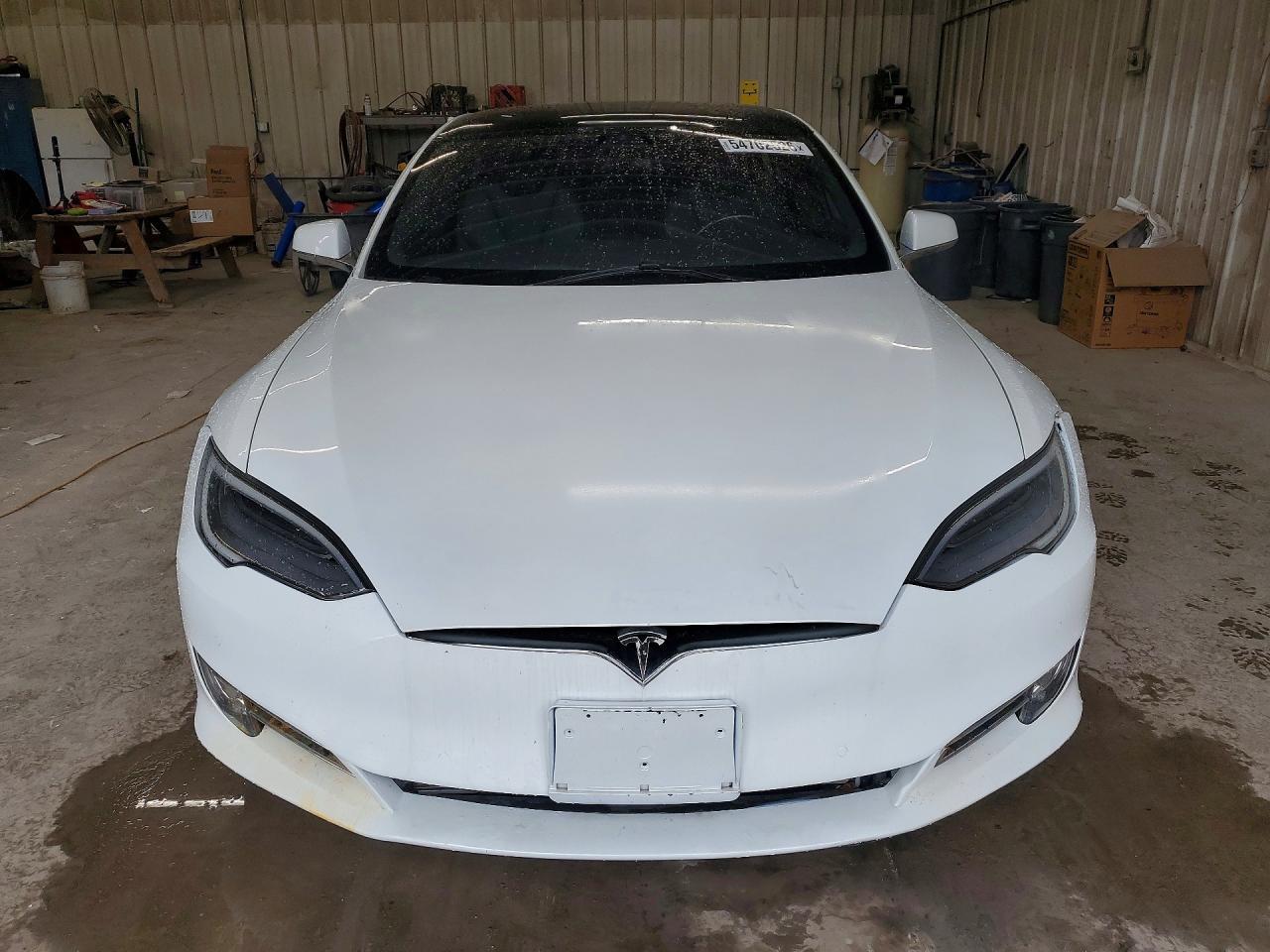 2020 Tesla Model S - Фото 5