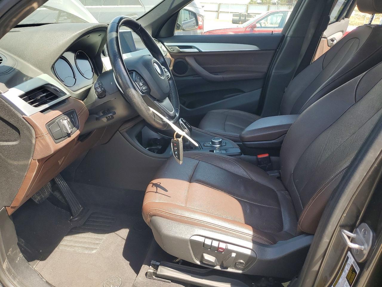 2021 BMW X1 xDrive28I - Фото 7