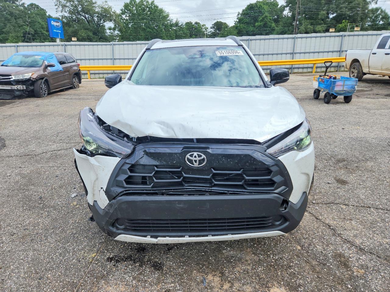 2026 Toyota Corolla Cross Le - Фото 5