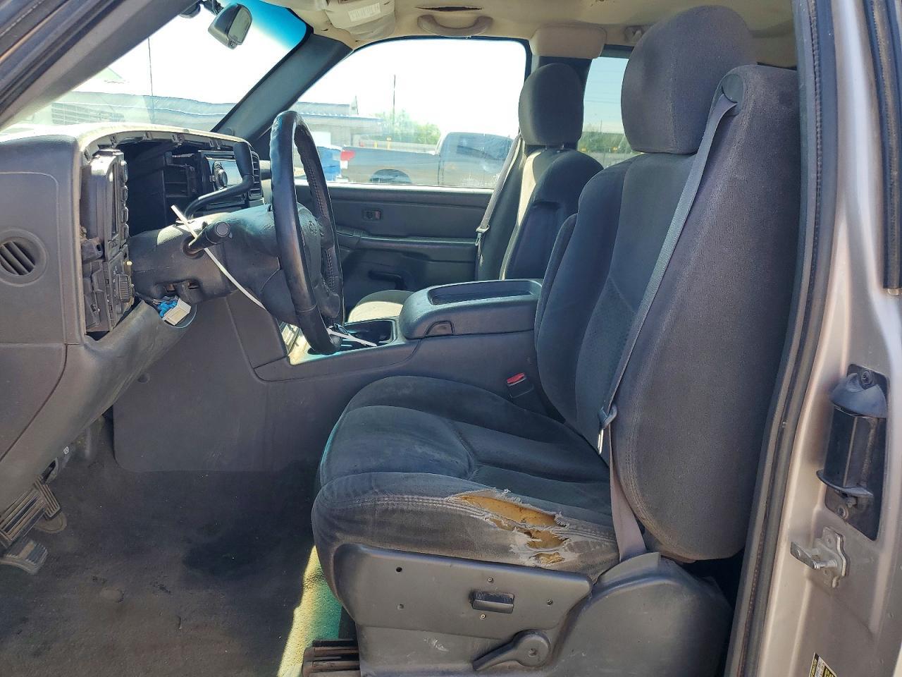 2004 Chevrolet Silverado K1500 - Image 7