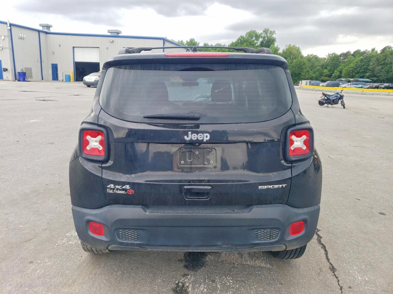 2020 Jeep Renegade Sport - Фото 6