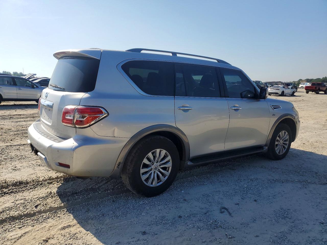 2017 Nissan Armada Sv - Фото 3