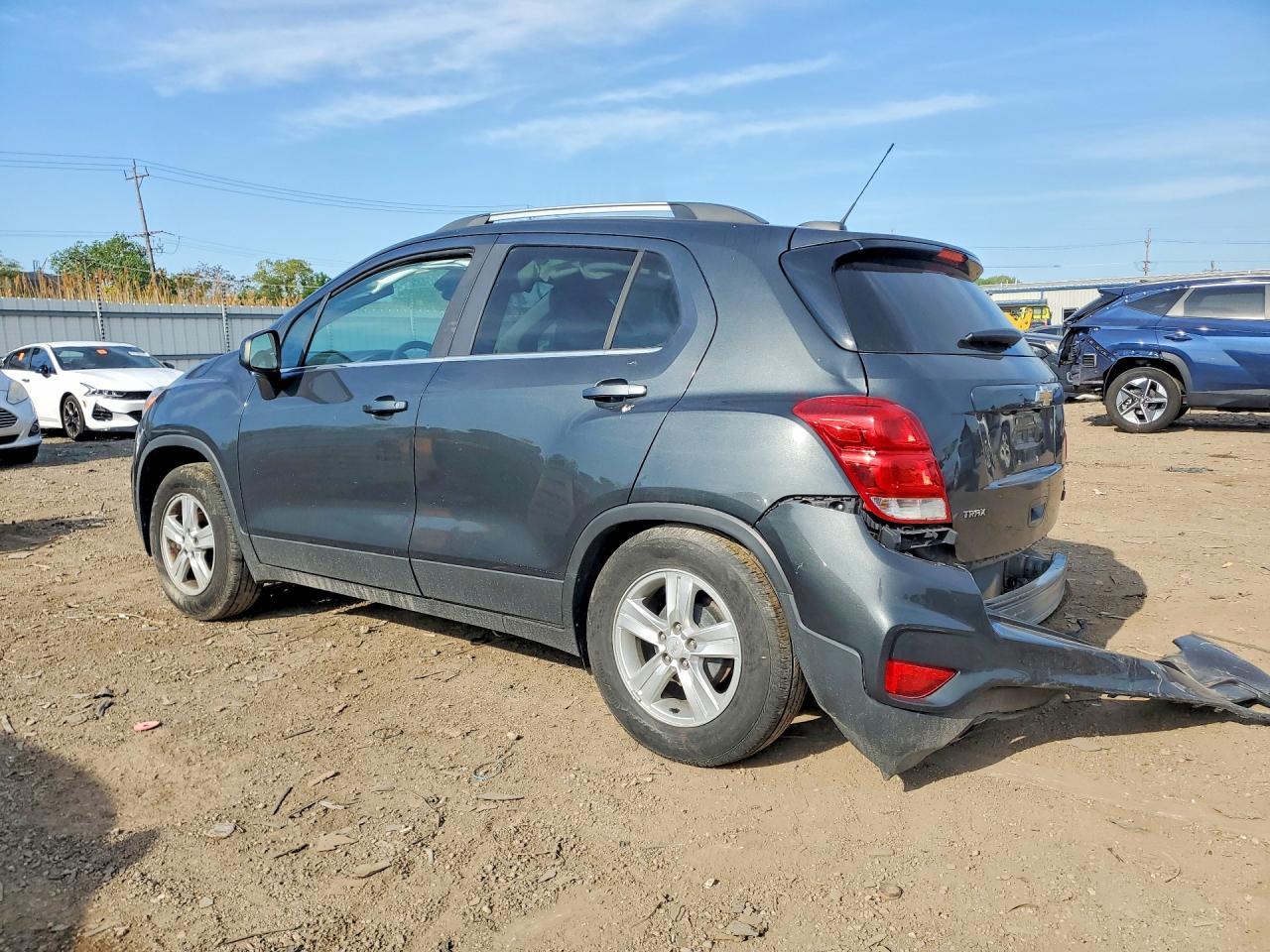 2020 Chevrolet Trax 1Lt - Фото 2
