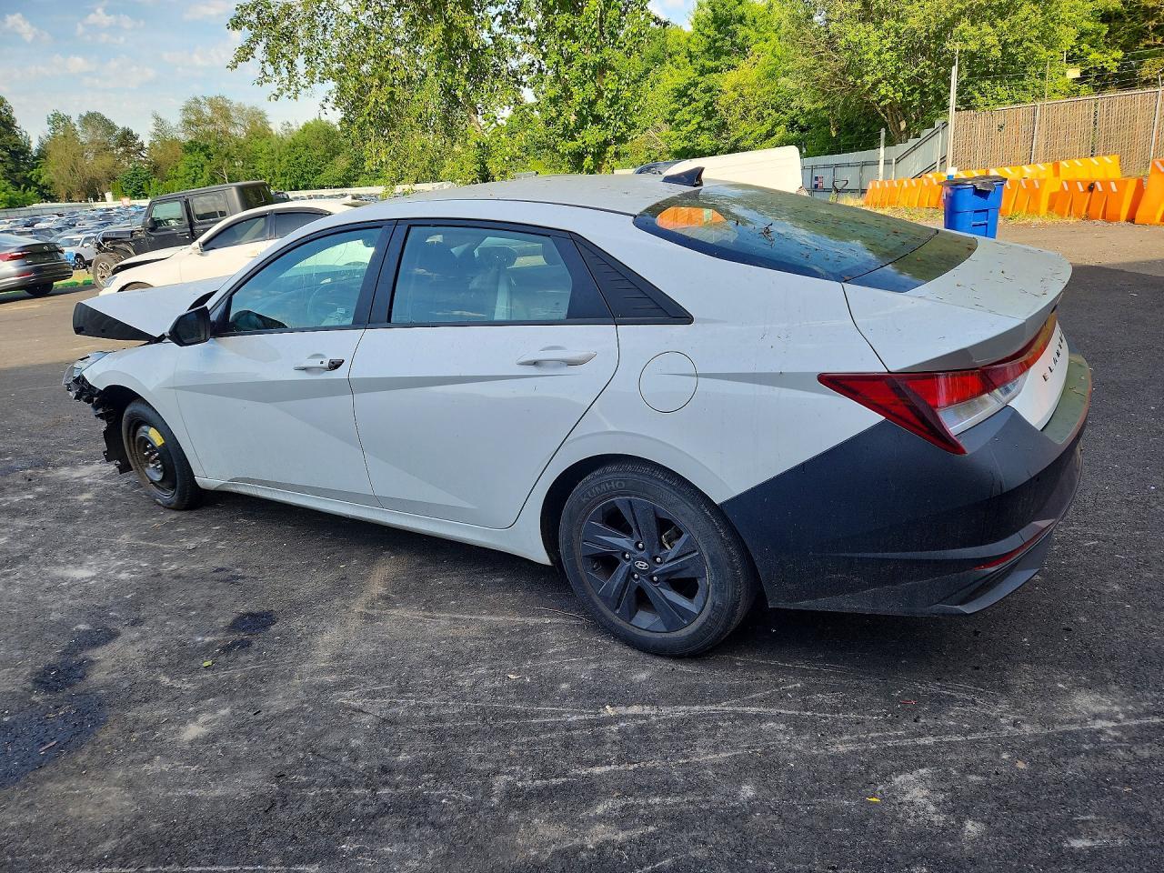 2022 Hyundai Elantra Sel - Фото 2