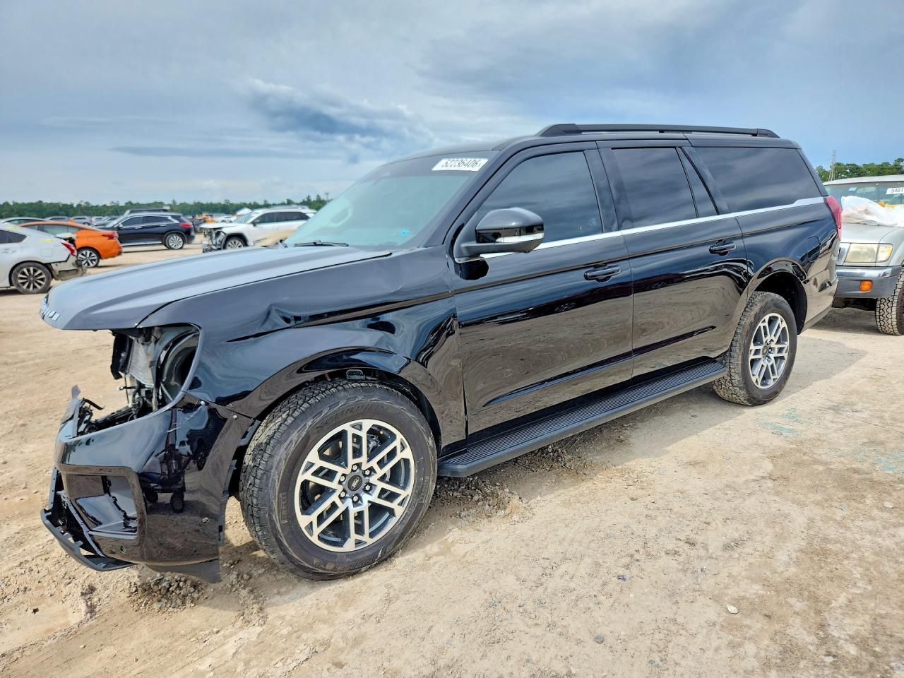 2025 Ford Expedition Max Active
