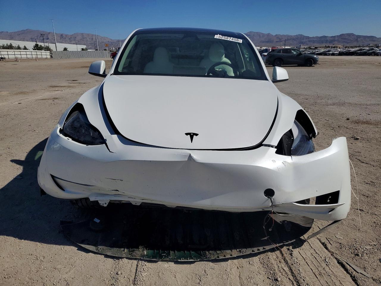 2024 Tesla Model Y - Image 5