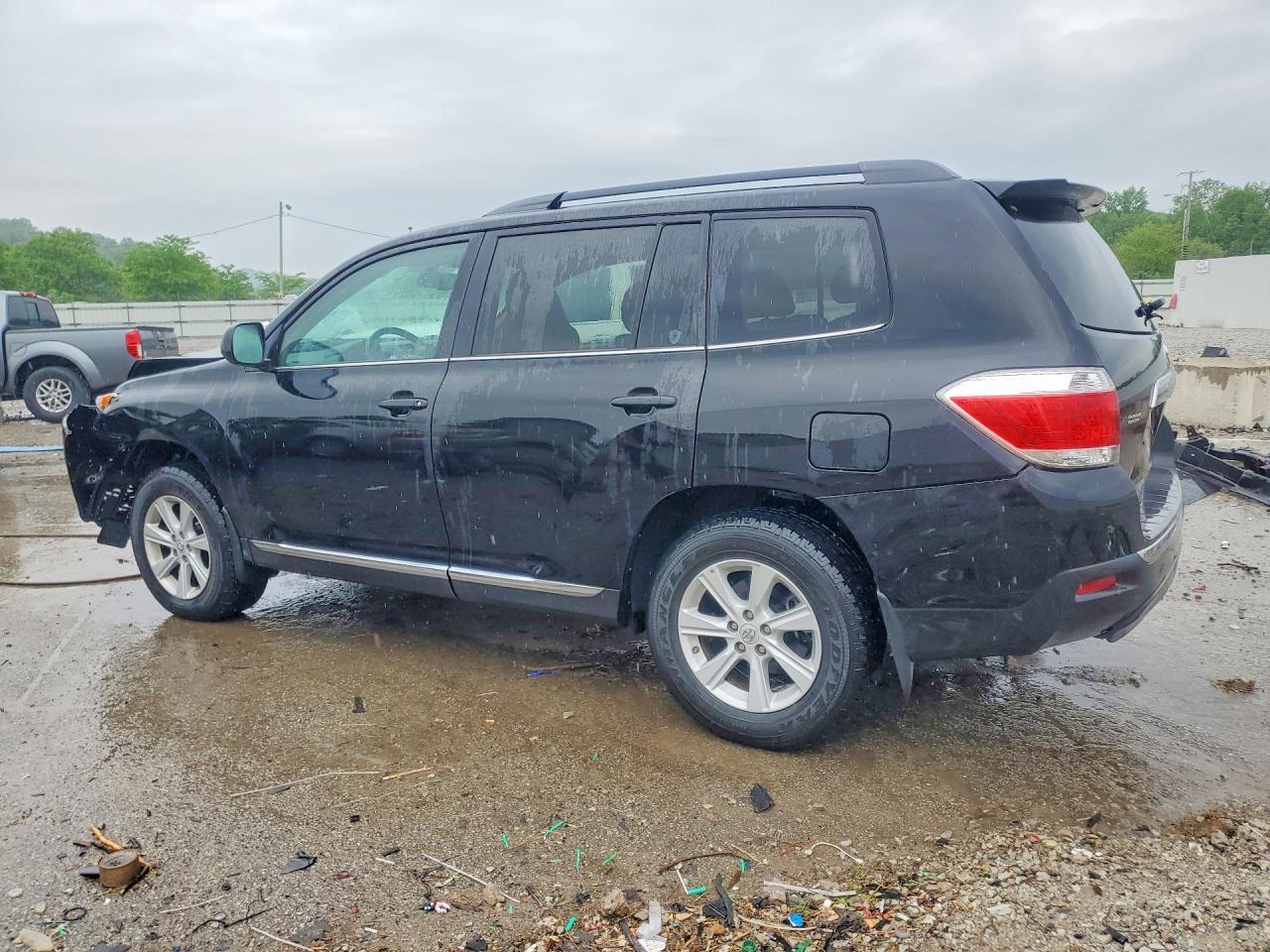 2013 Toyota Highlander Se - Image 2