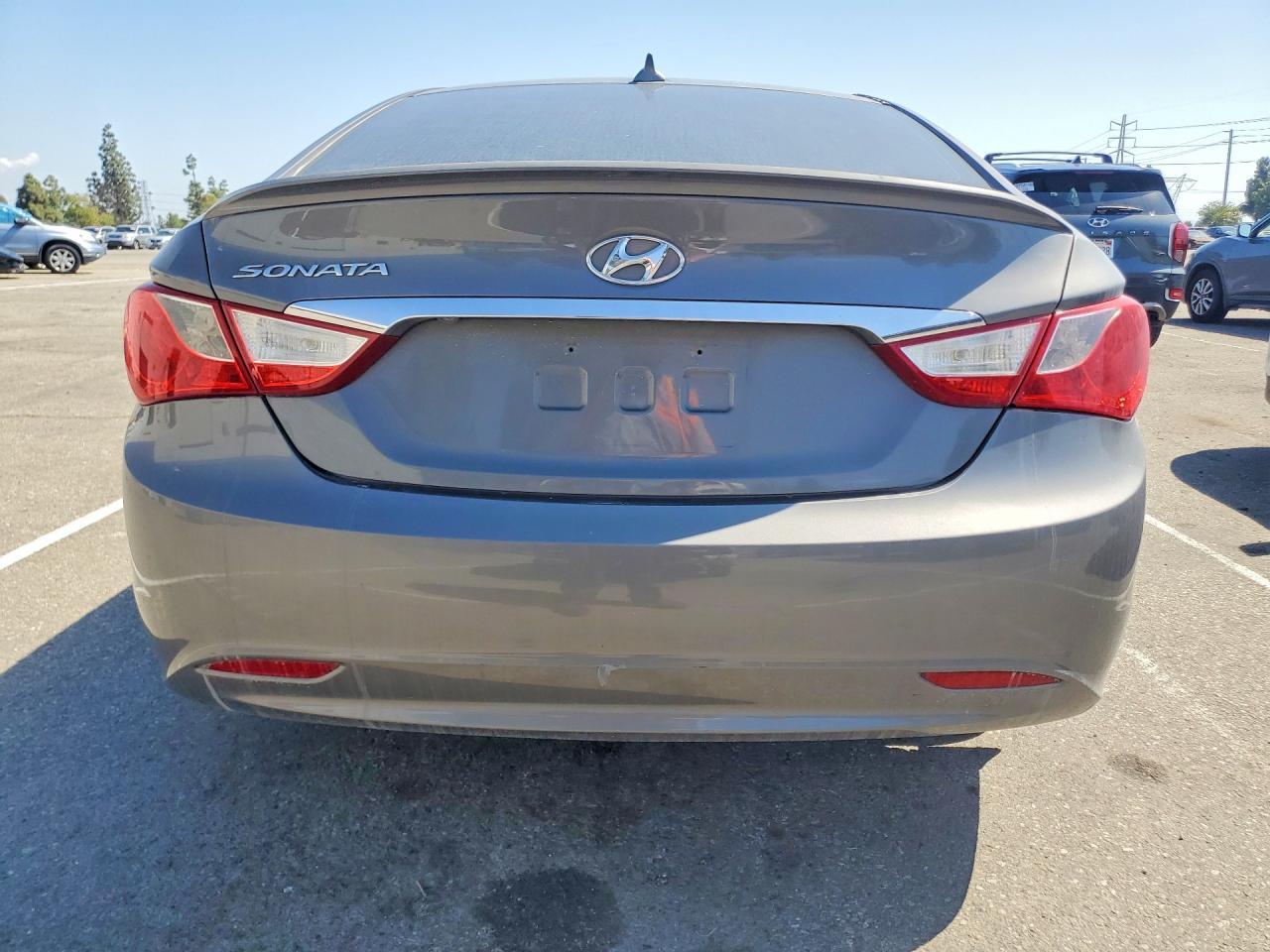 2013 Hyundai Sonata Gls - Image 6