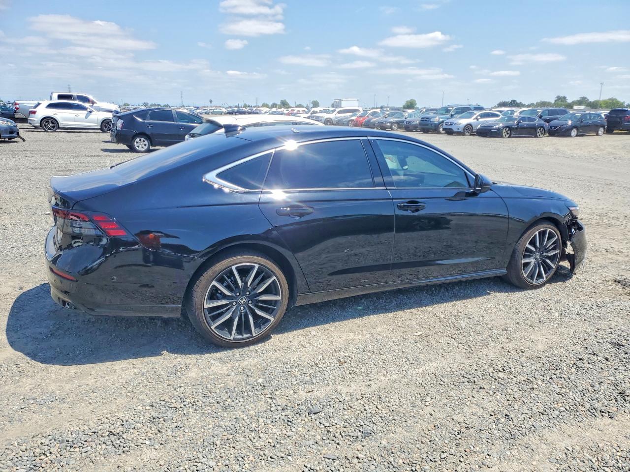 2025 Honda Accord Touring Hybrid - Фото 3
