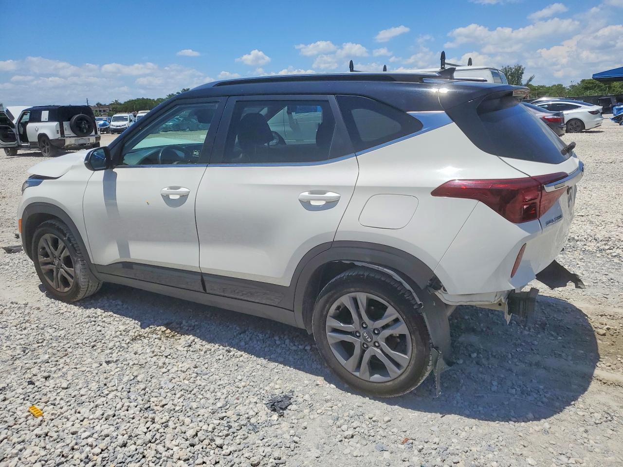 2021 Kia Seltos S - Фото 2