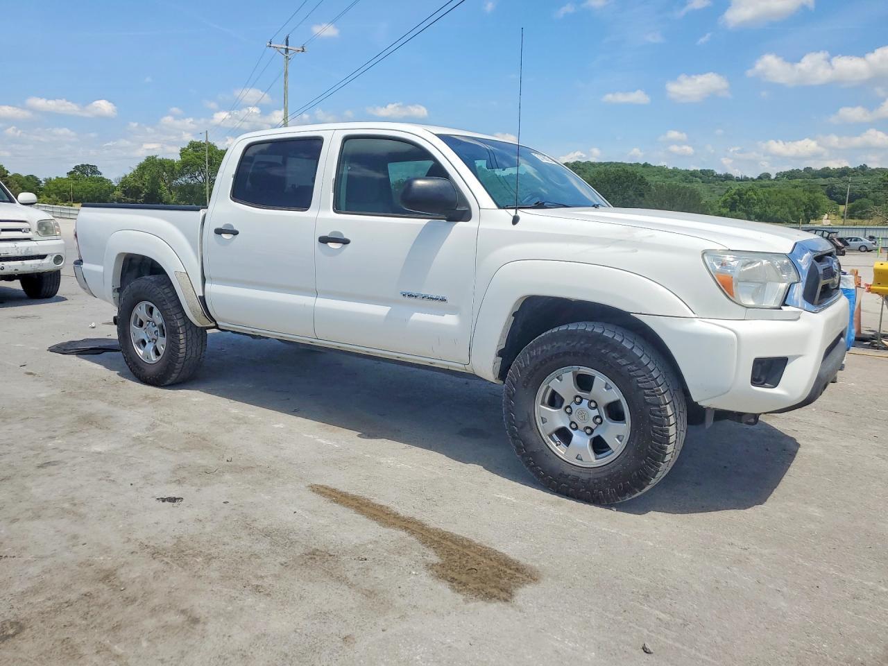 2015 Toyota Tacoma Trd Sport/Trd Off Road/Trd Pro - Image 4