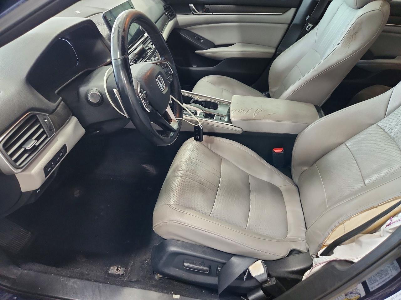2018 Honda Accord Touring - Фото 7