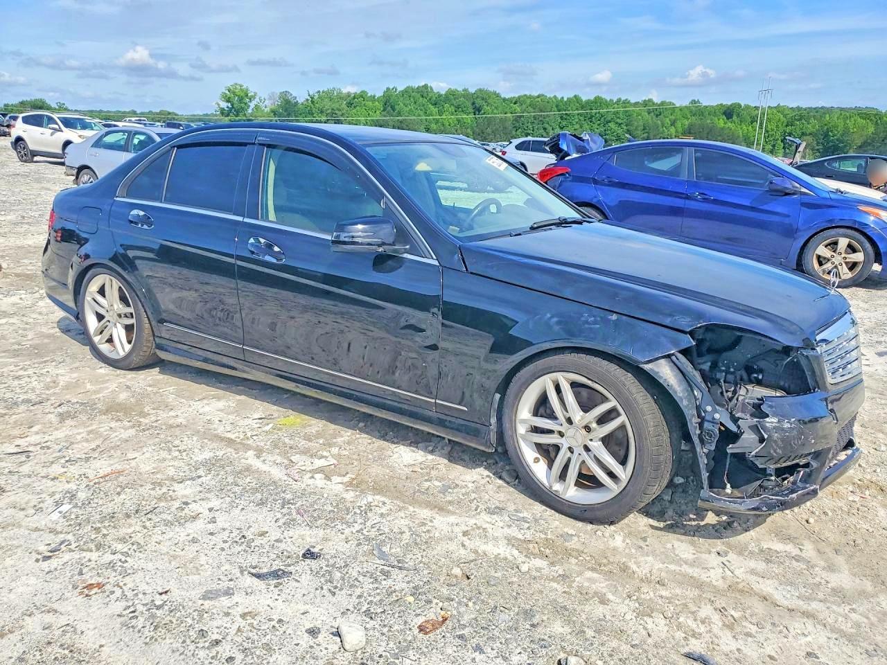 2014 Mercedes-Benz C 300 4Matic - Фото 4