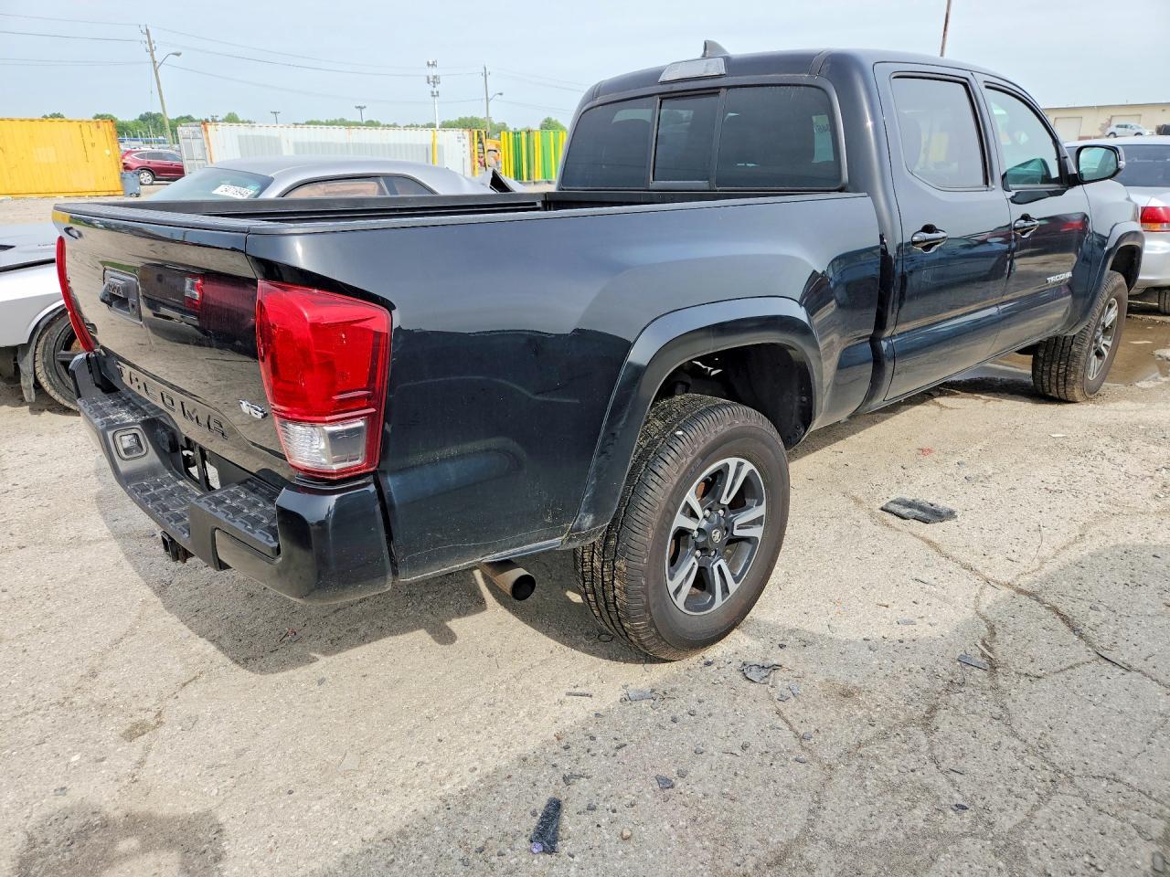2016 Toyota Tacoma Trd Sport - Фото 3
