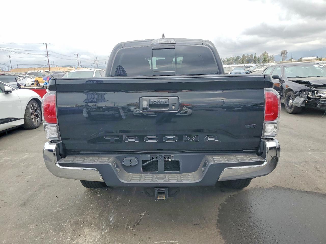 2023 Toyota Tacoma Trd Off-Road - Image 6