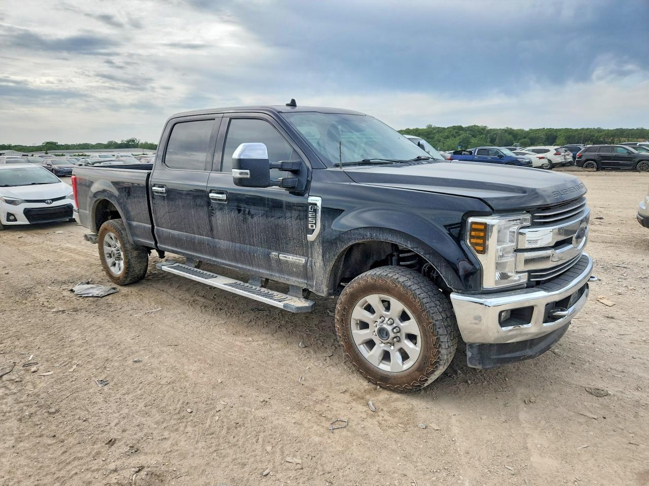 2019 Ford F250 Super Duty - Фото 4