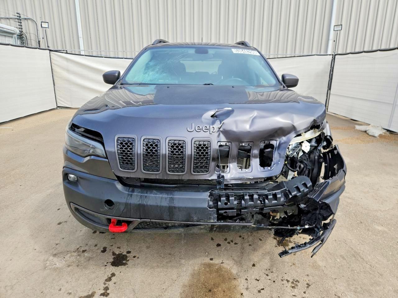 2020 Jeep Cherokee Trailhawk - Image 5