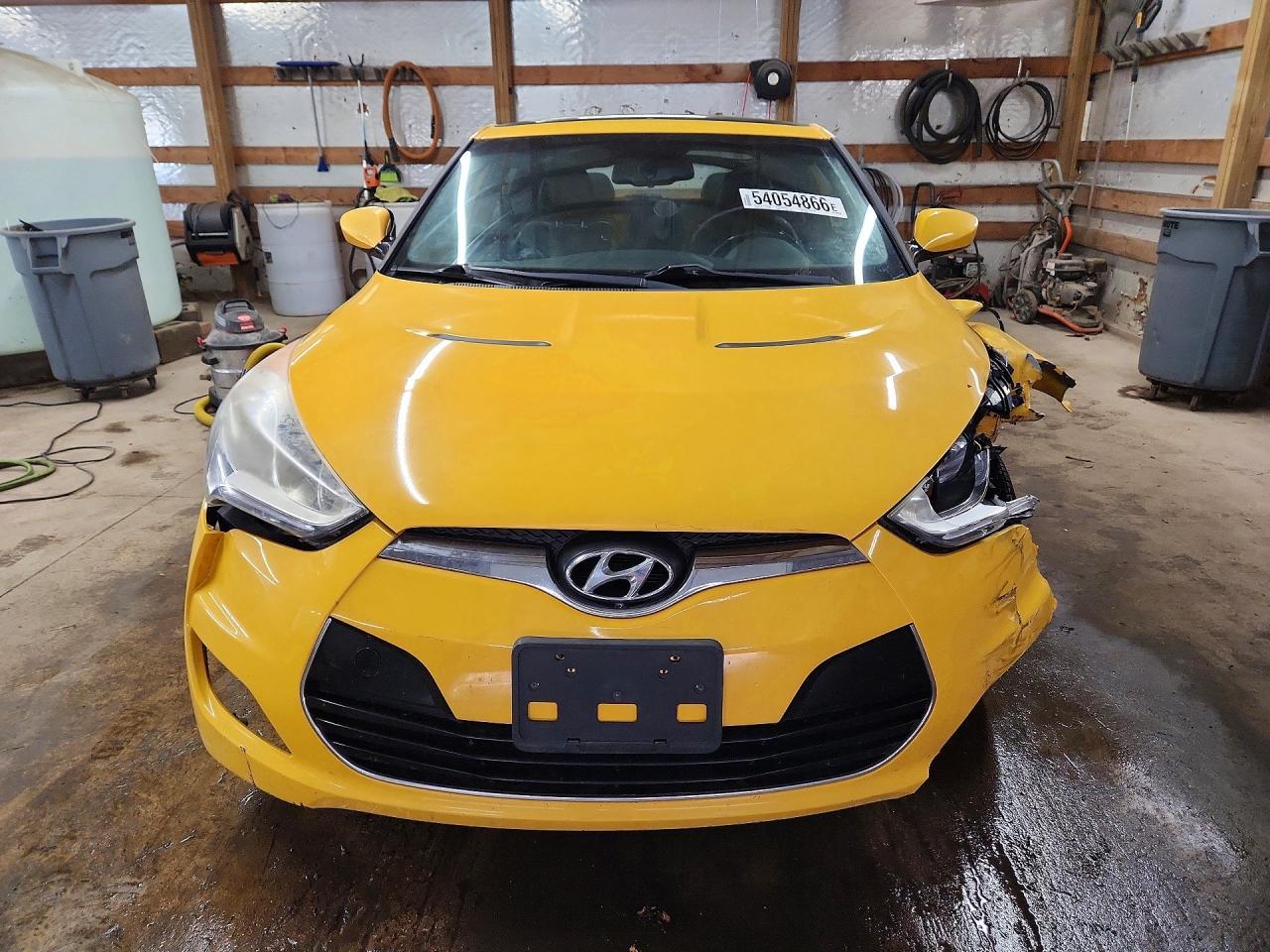 2014 Hyundai Veloster Base - Фото 5
