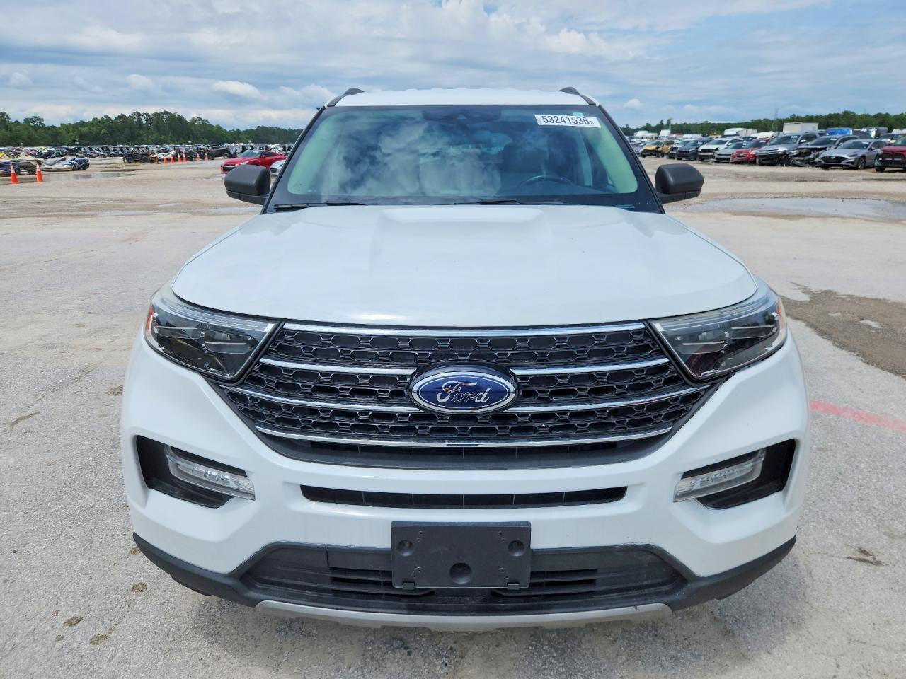 2020 Ford Explorer Xlt - Image 5