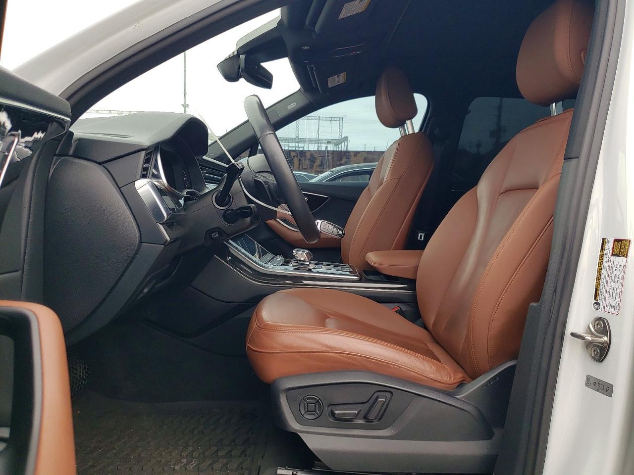 2021 Audi Q7 Premium Plus - Image 7