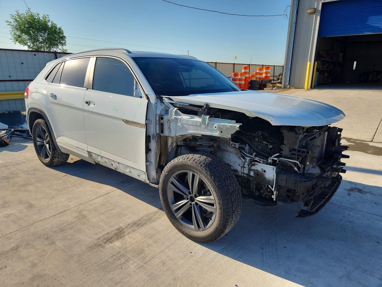 2020 Volkswagen Atlas Cross Sport Se - Фото 4