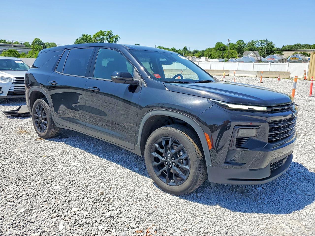 2024 Chevrolet Traverse Ls - Фото 4