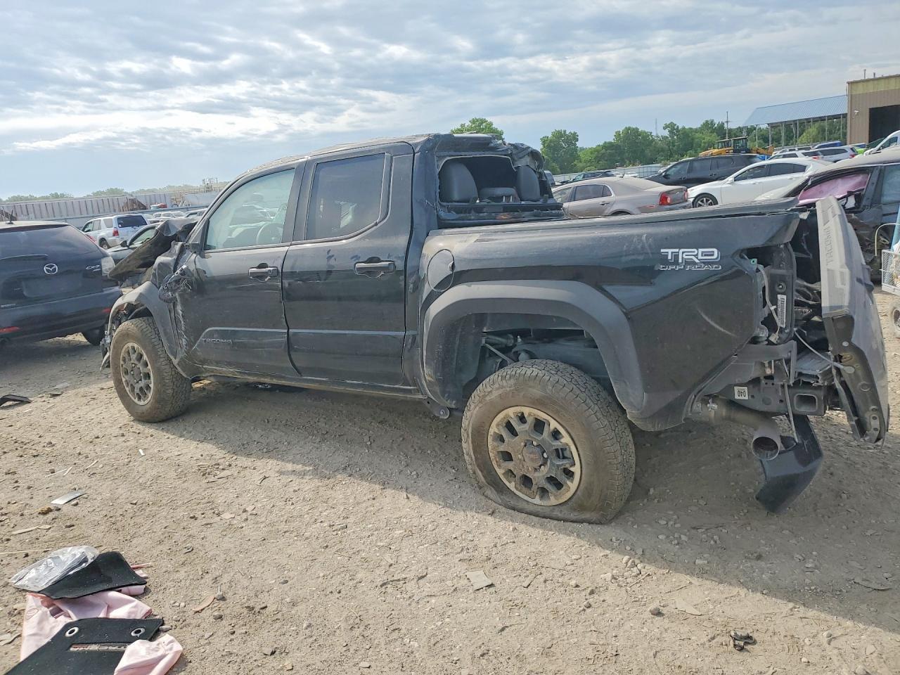 2025 Toyota Tacoma Trd Off-Road - Image 2