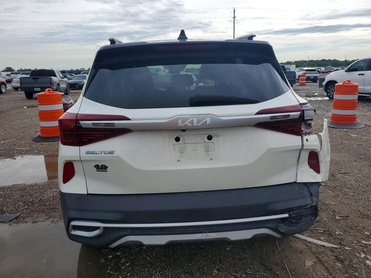 2022 Kia Seltos S - Фото 6