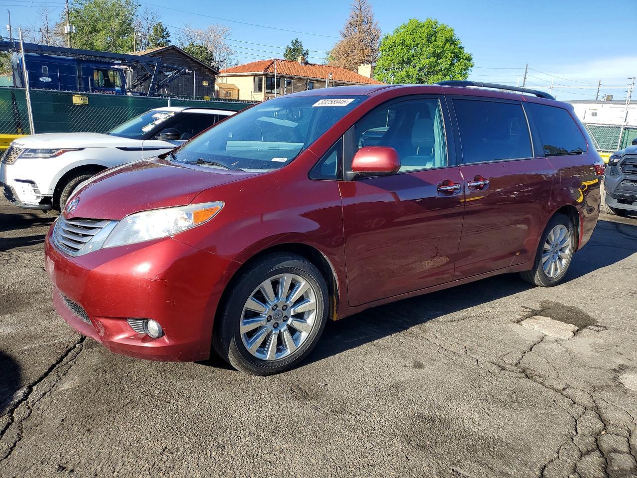 2015 Toyota Sienna Xle 7-Passenger