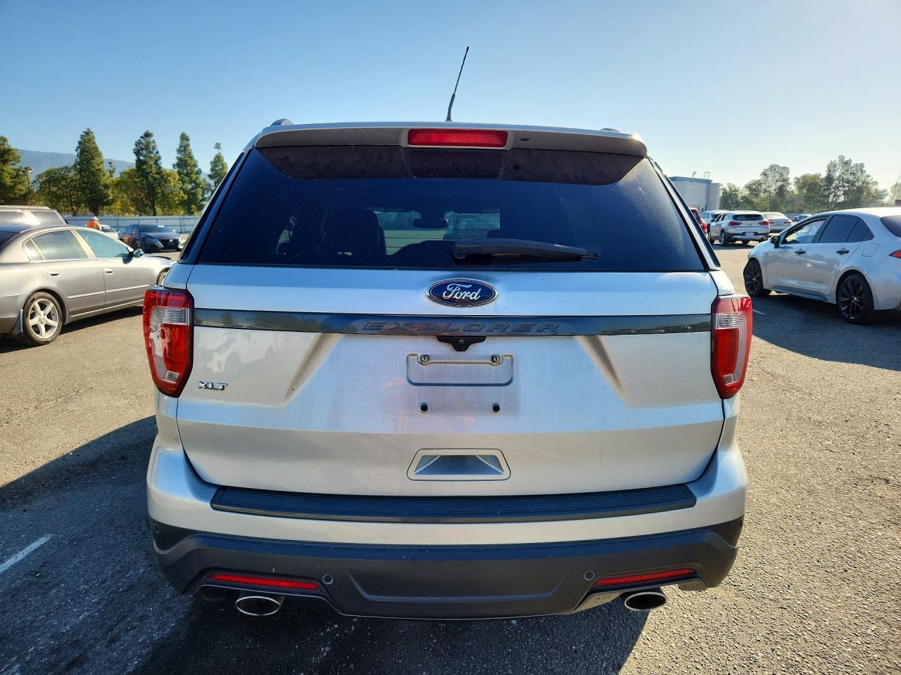2018 Ford Explorer Xlt - Фото 6