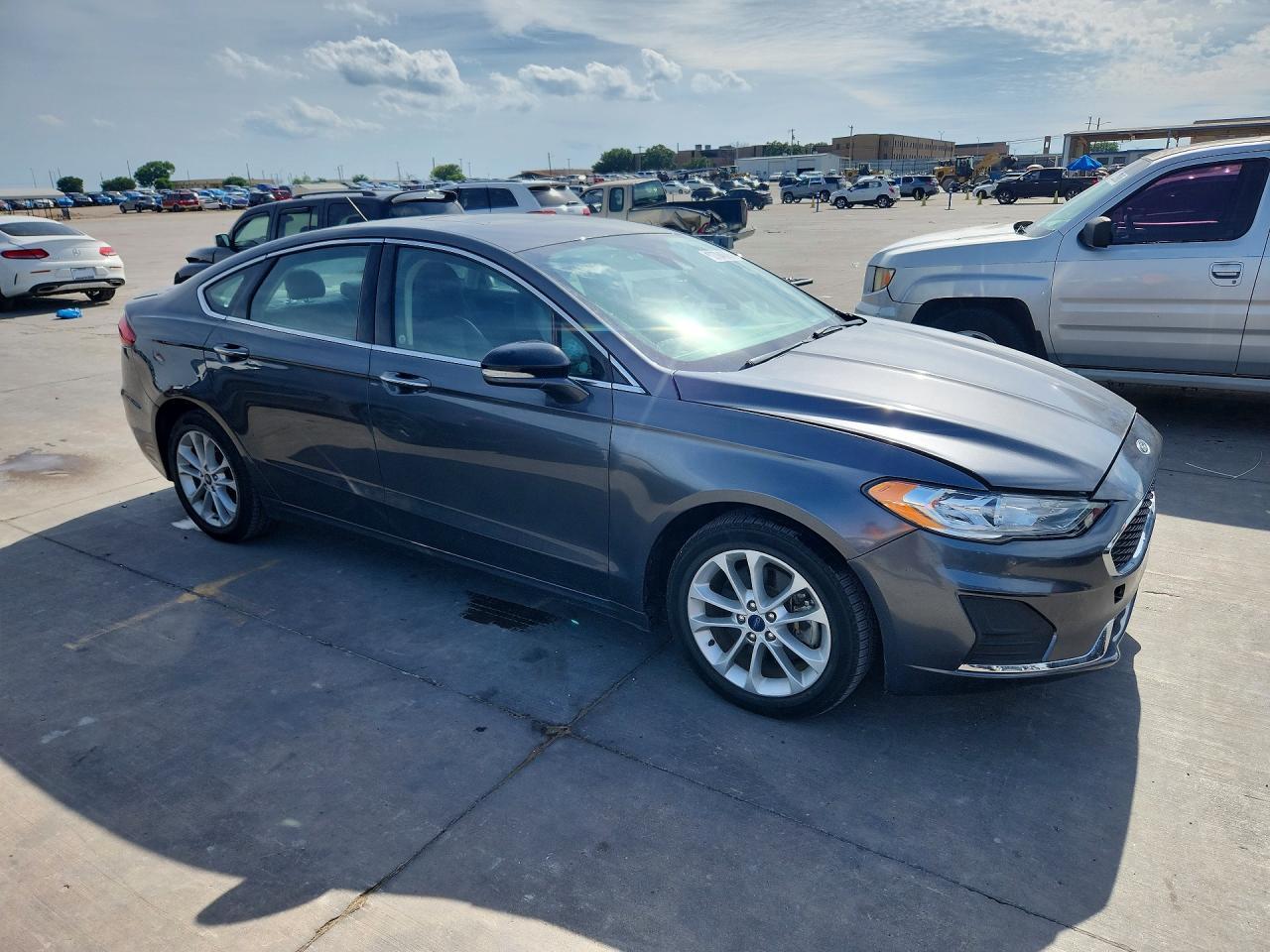 2019 Ford Fusion Titanium - Фото 4