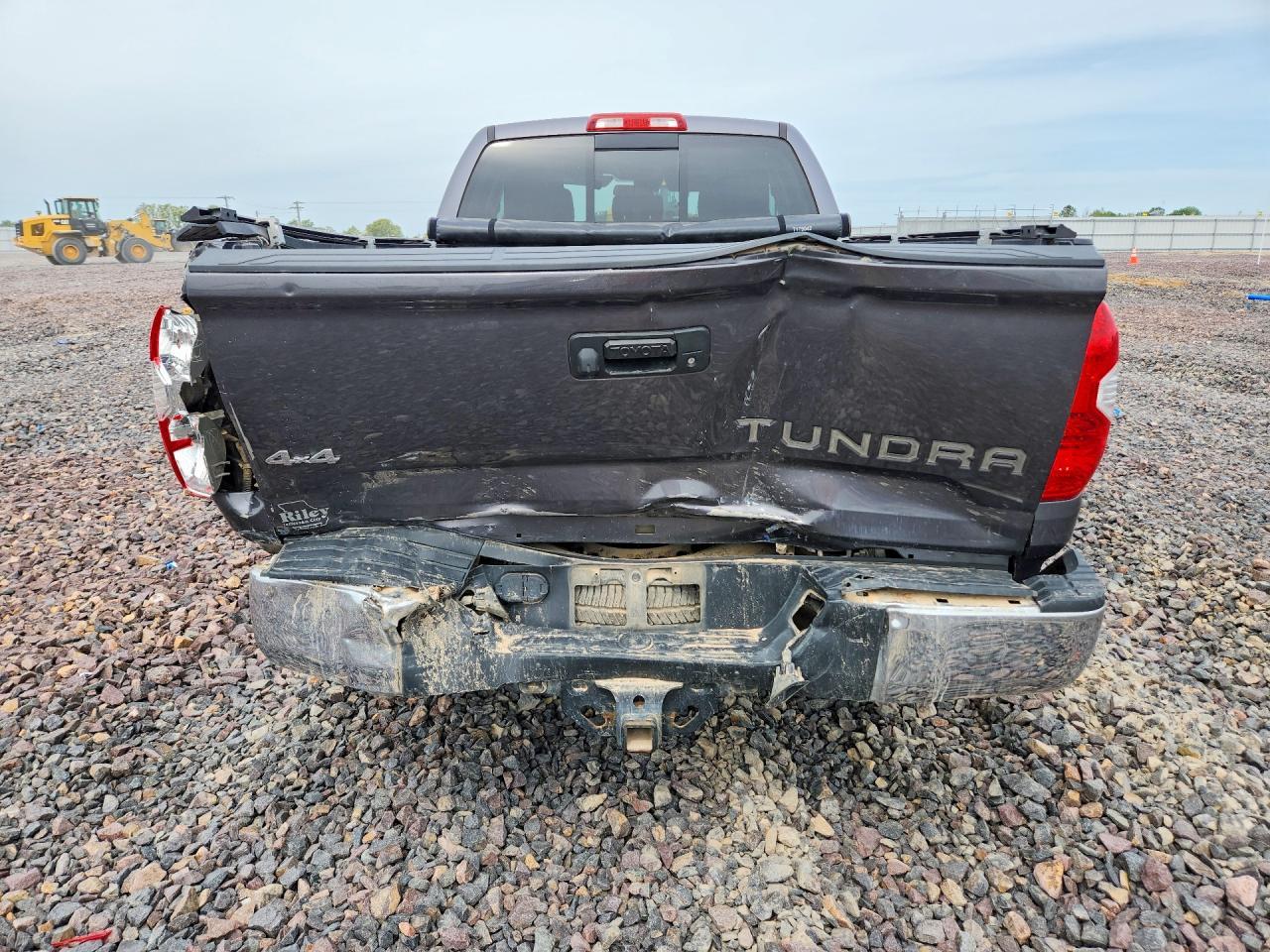 2018 Toyota Tundra Sr5 - Image 6