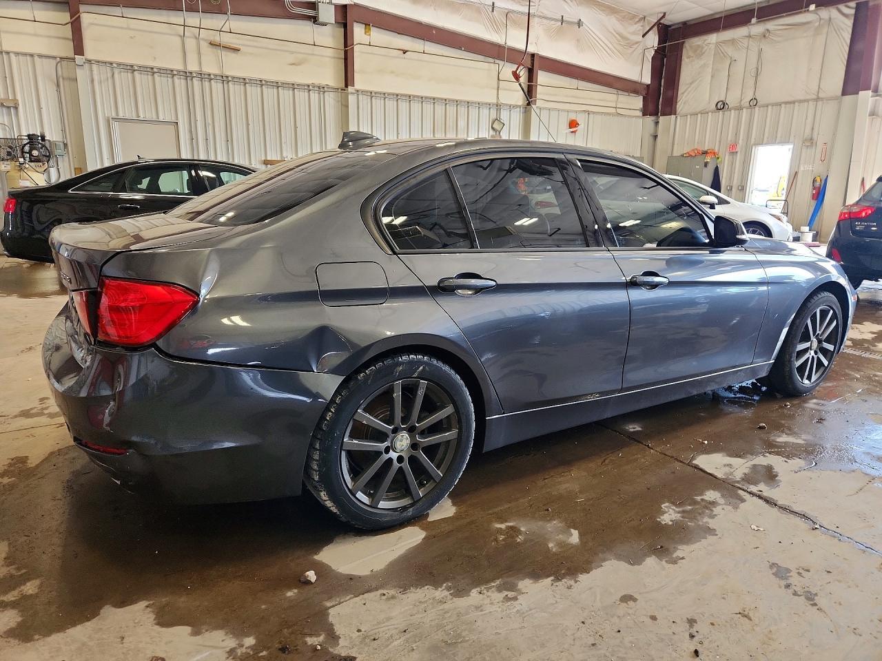 2012 BMW 328 I - Фото 3