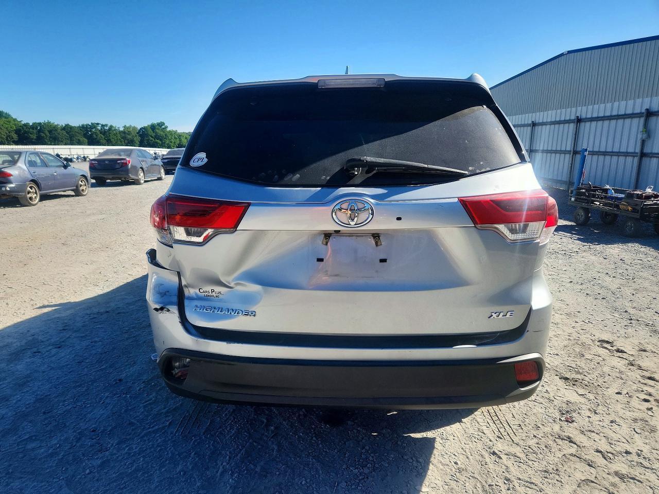 2018 Toyota Highlander Xle - Фото 6