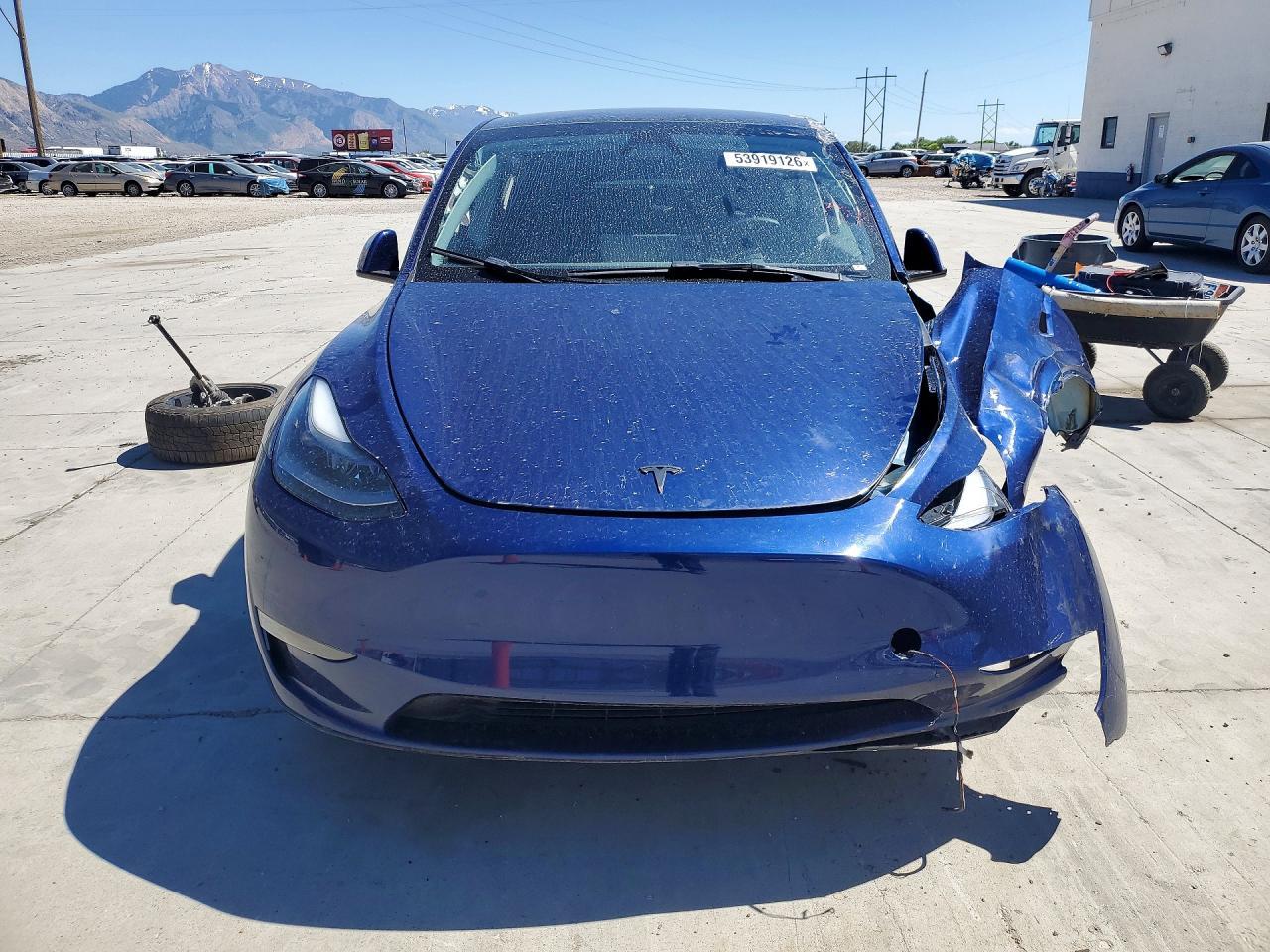 2023 Tesla Model Y - Фото 5