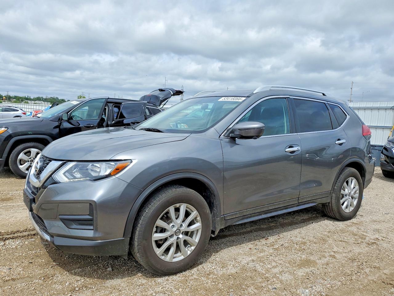 2017 Nissan Rogue Sv