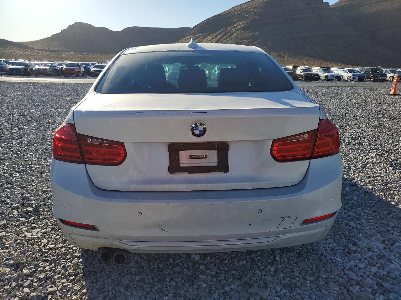 2013 BMW 328 I - Фото 6