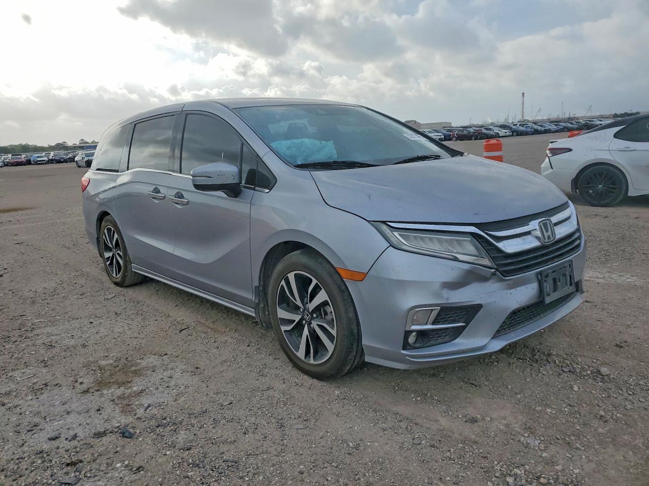 2018 Honda Odyssey Elite - Image 4
