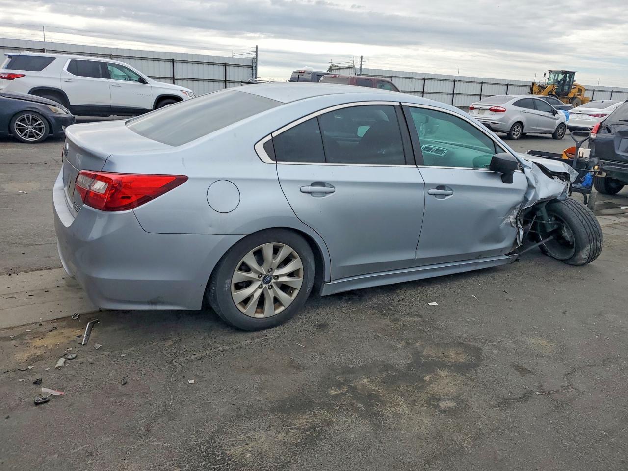 2017 Subaru Legacy 2.5I - Фото 3