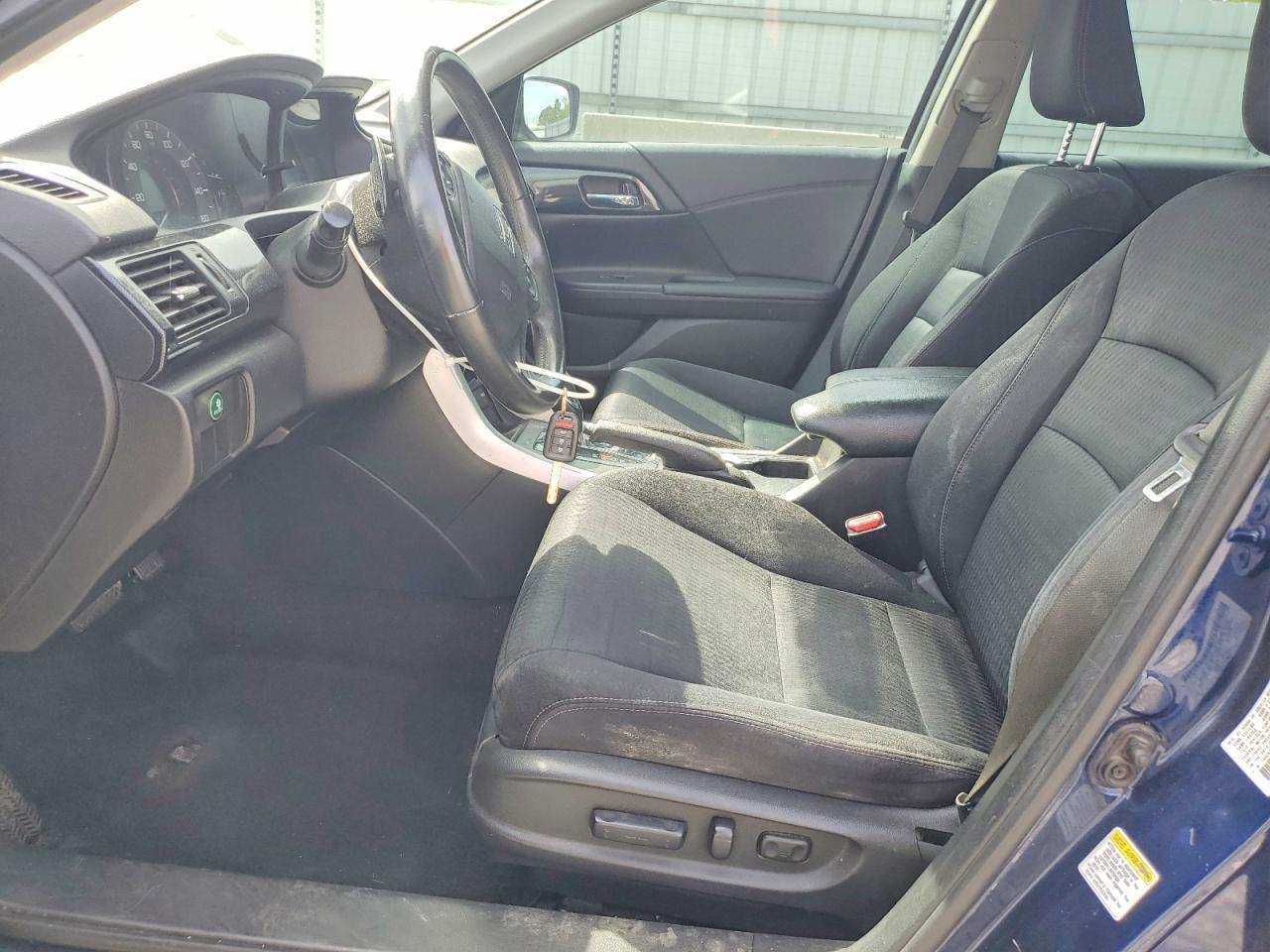 2015 Honda Accord Sport - Image 7