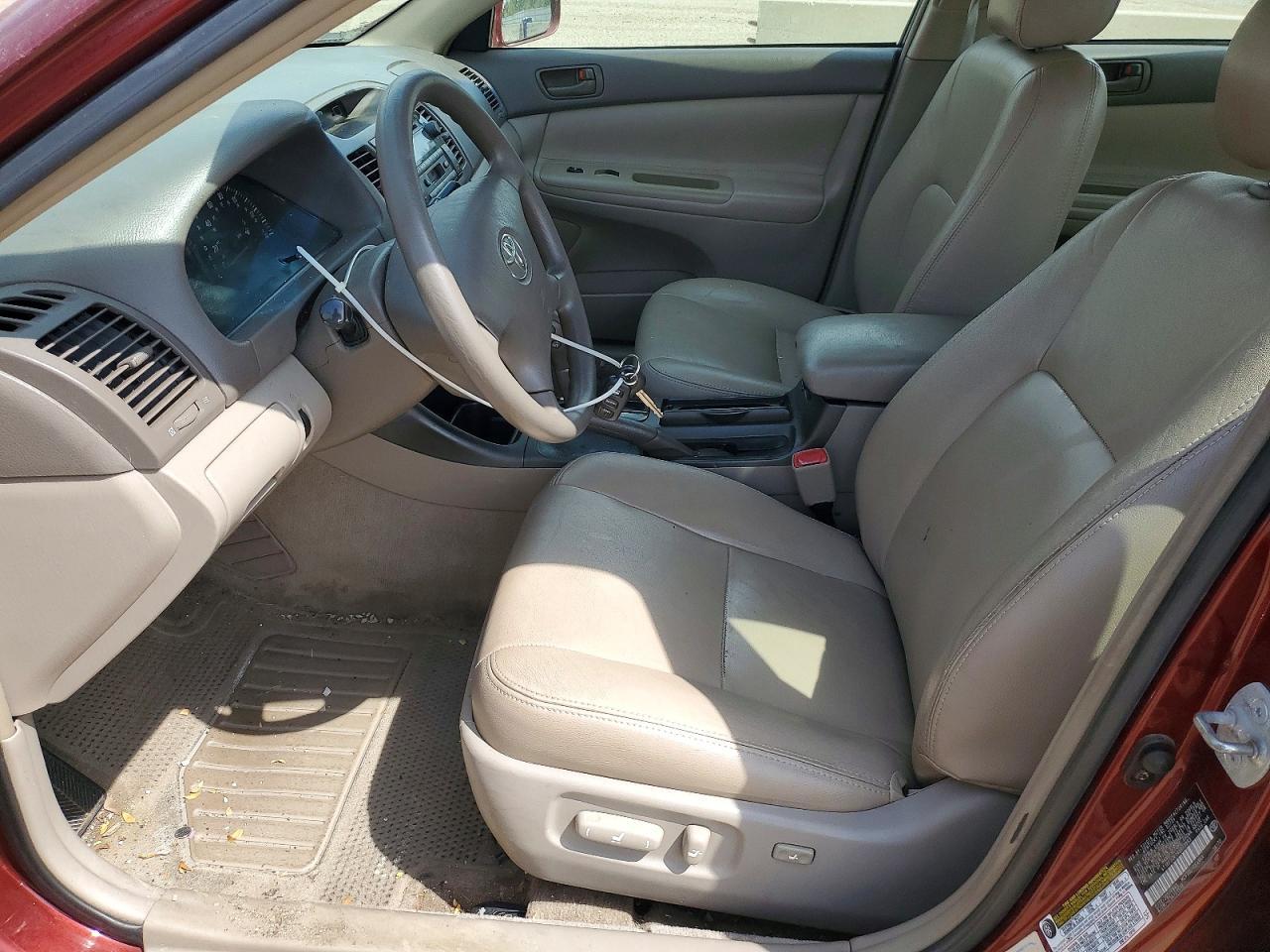 2004 Toyota Camry Le V6 - Фото 7
