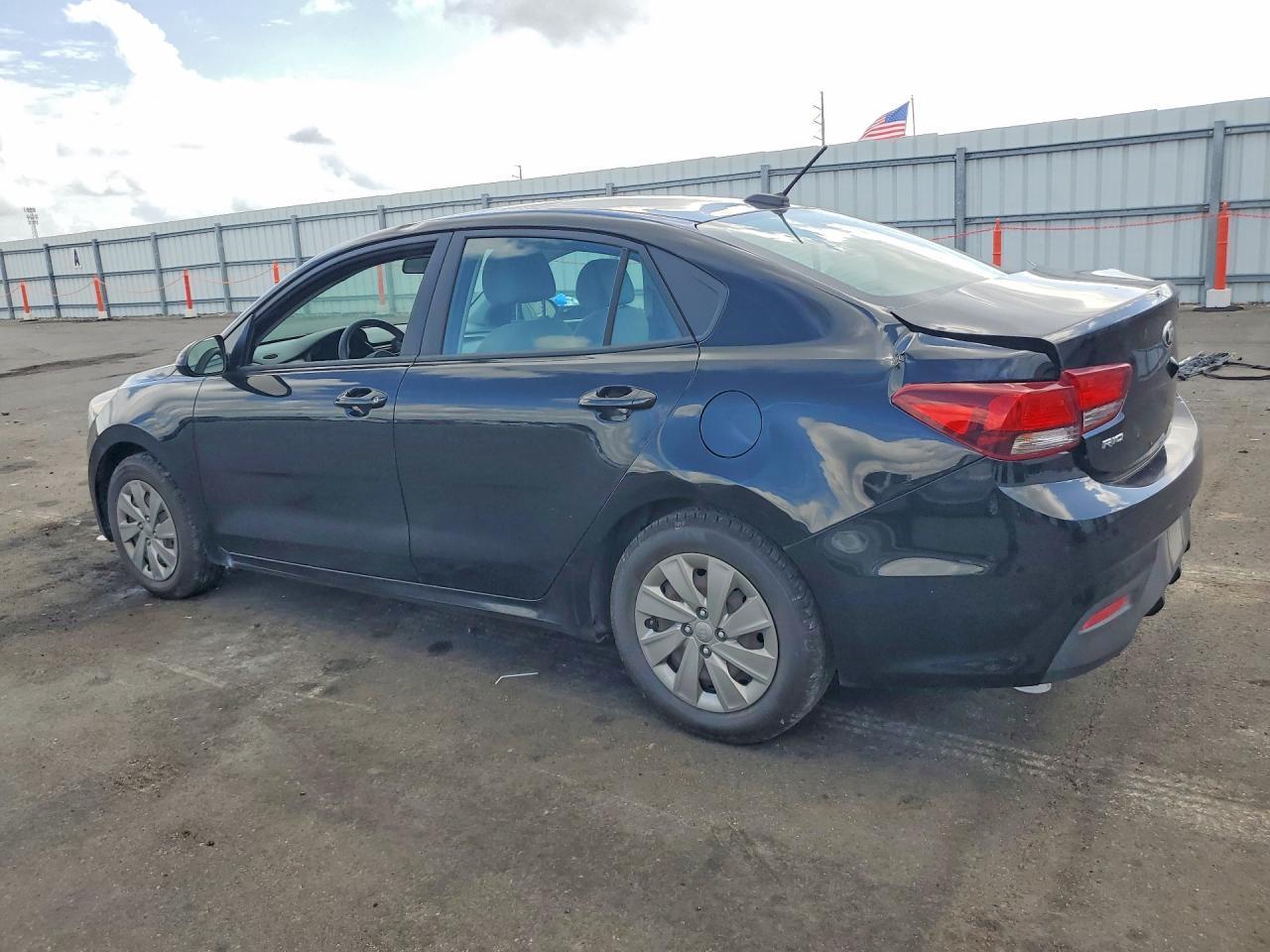 2020 Kia Rio S - Image 2